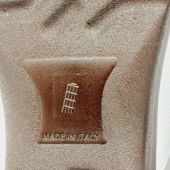 Italian Shoemakers Women Sz 8M White Leather Flower Slide On Relax Sandal Italy - Picture 9 of 10